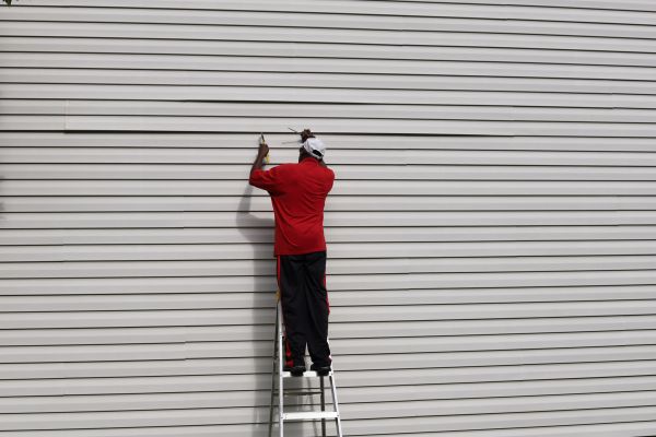 Siding Reattachment in Stillwater