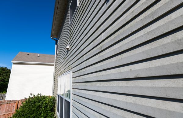 Vinyl Siding Panel Replacement in Stillwater